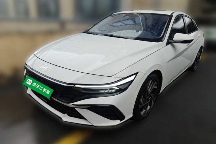 Used Hyundai Elantra 2023 1.5L CVT LUX Prestige Edition