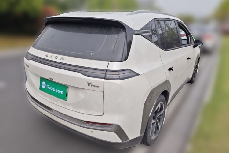 Used AION Y 2022 Plus 80 Smart Edition Rear Right 45 Deg