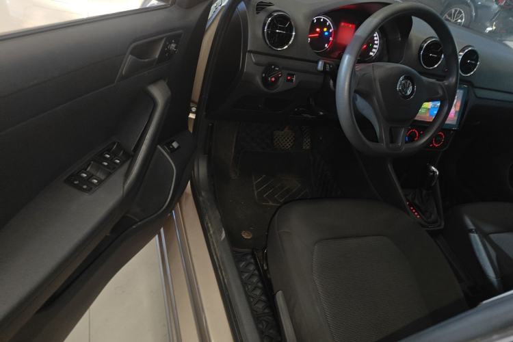 Used Volkswagen Jetta 2017 1.5L Automatic Fashion Model