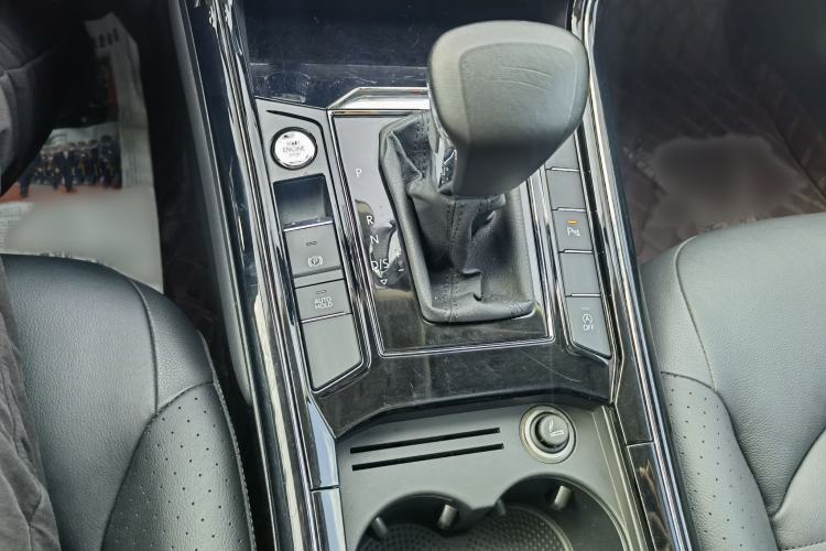 Used Volkswagen Phideon 2018 Revised Version 380TSI Two-Wheel Drive Business Edition Interior 7