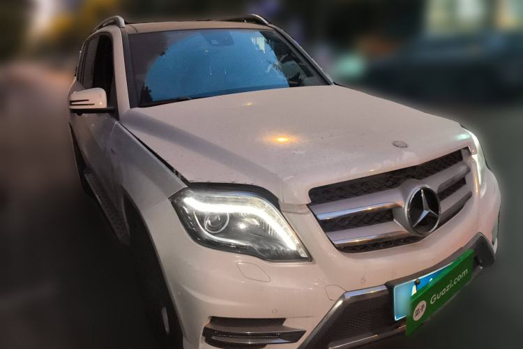 Used Mercedes-Benz GLK-Class 2015 GLK 260 4MATIC Fashion Edition Ultimate Version Front Right 45 Deg