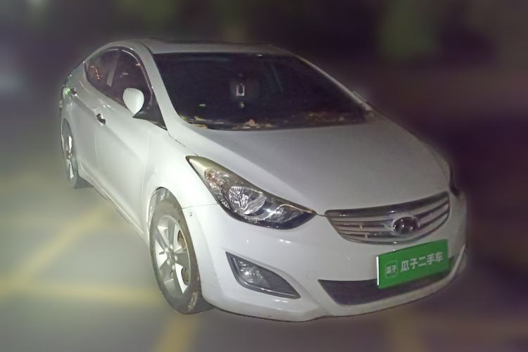 Used Hyundai Elantra (5th Generation / Langdong) 2013 1.6L Automatic Luxury Model Front Right 45 Deg