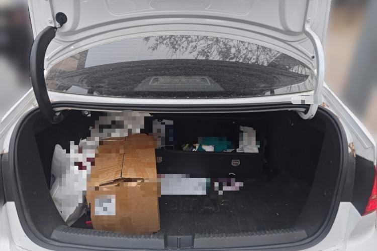 Used Volkswagen Sagitar 2015 230TSI Automatic Comfort Version Trunk