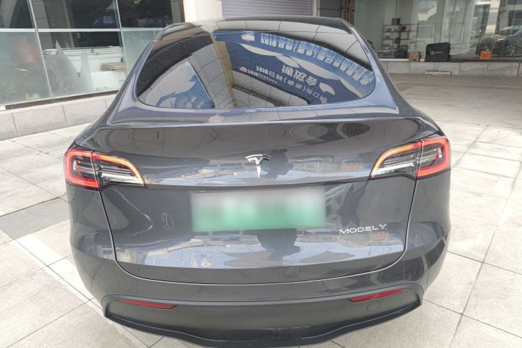 Used Tesla Model Y 2021 Long-Range All-Wheel-Drive Version