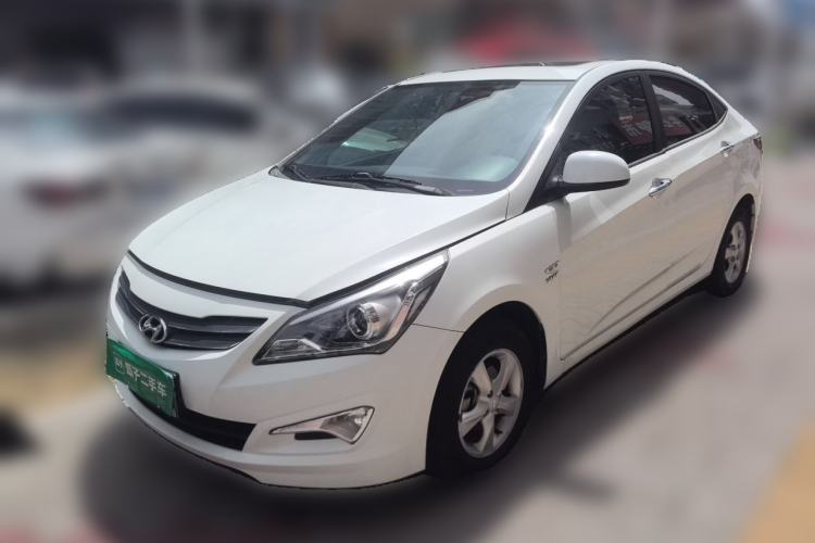 Used Hyundai Verna (older generation) 2014 1.4L Automatic Leading-Edge GLX