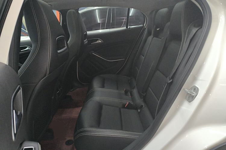 Used Mercedes-Benz GLA 2017 GLA 200 Sport Edition Left Rear Seat
