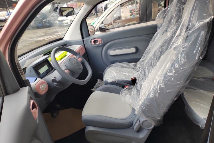 Used Bestune Pony 2026 Model 222km Cute Horse Left Front Seat