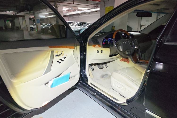 Used Toyota Camry 2012 200G Classic Luxury Edition
