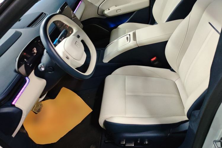 Used Zeekr 007 2025 Rear-Drive Intelligent Driving Version 75 kWh Left Front Seat