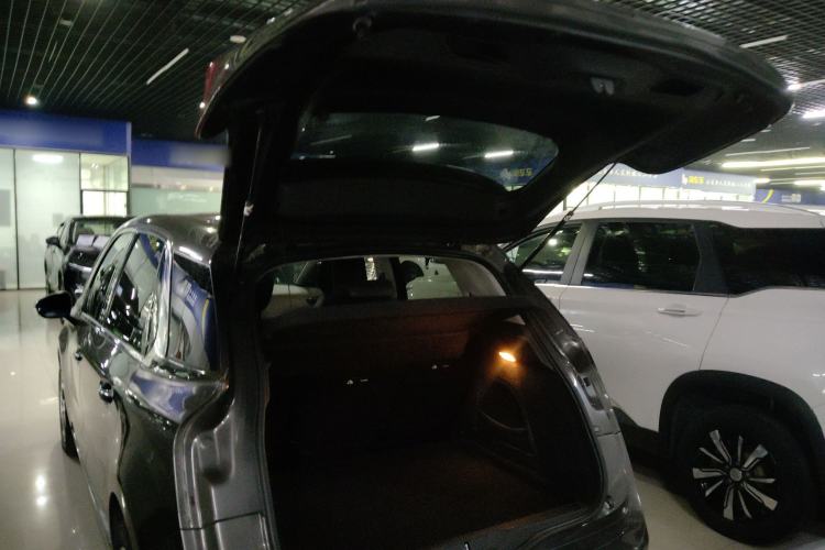 Used Citroen C4 Picasso 2015 1.6T Luxury 5-Seat Model
