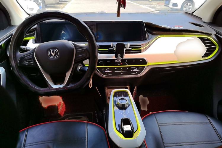 Used CHANGAN OSHAN Benni E-Star 2020 Heartbeat Edition NMC Lithium Center Console