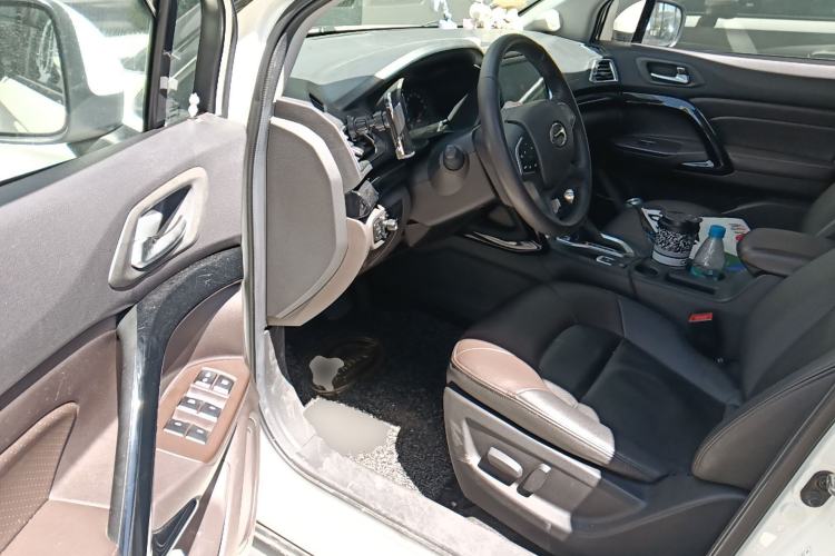 Used GAC Trumpchi GS4 2016 235T G-DCT Luxury Edition Driver Seat