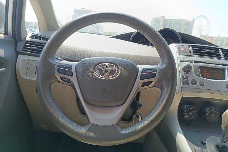 Used Toyota Verso 2011 180E CVT Elite Edition Steering Wheel