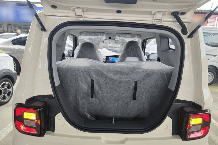 Used Geely Galaxy Panda 2025 210 km – Yuanqi Bear
