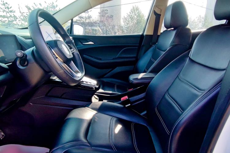 Used BYD Yuan New Energy 2019 EV535 Smart Connect Trendsetting Model Interior 6