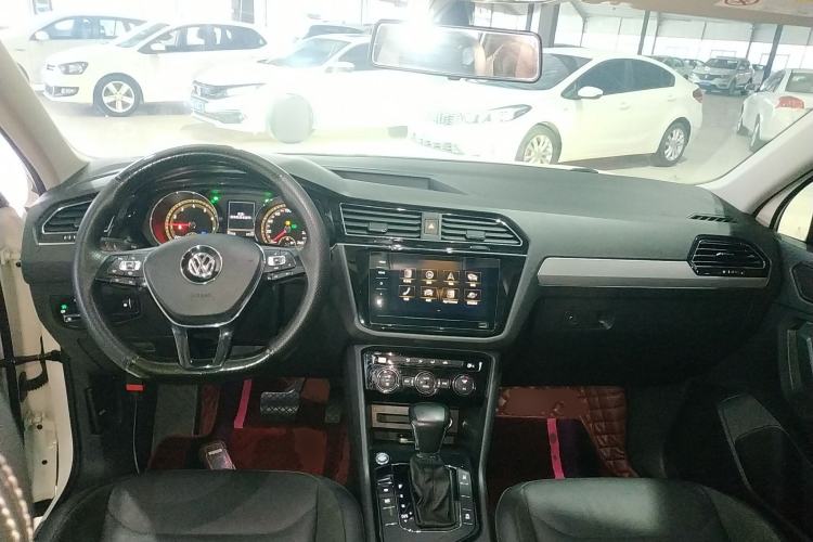 Used Volkswagen Tiguan L 2020 330TSI Automatic Two-Wheel Drive Panoramic Comfort Edition China VI Standard