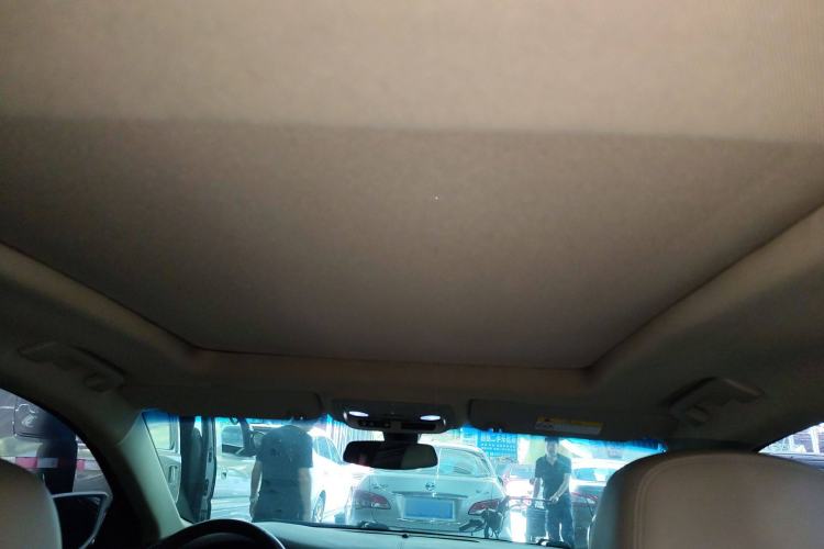 Used Cadillac XTS 2015 28T Comfort Model
