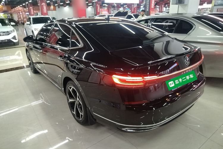 Used Volkswagen Passat 2023 330TSI Starry Elite Edition
