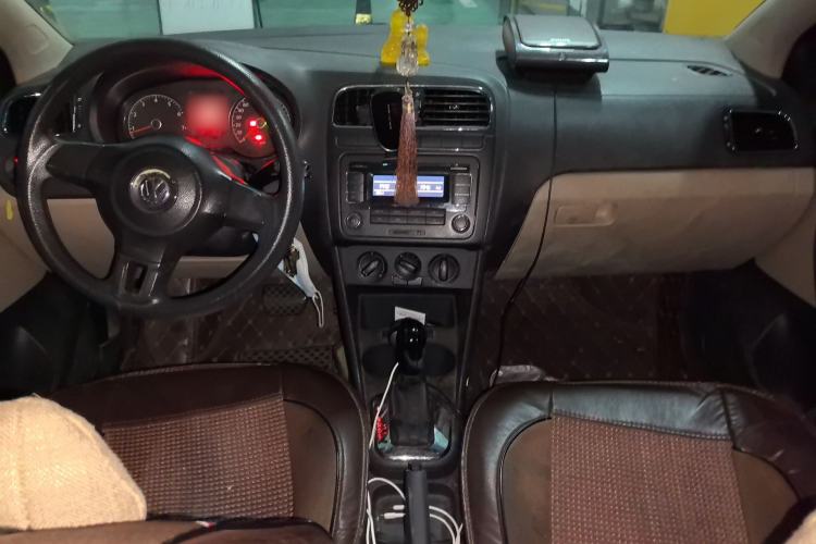 Used Volkswagen Polo 2011 1.6L Automatic ZhiShang Version
