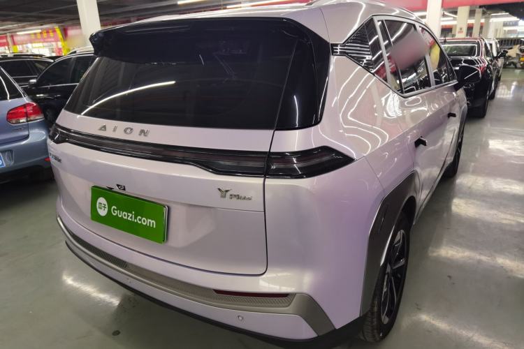 Used AION Y 2023 Younger Star Edition