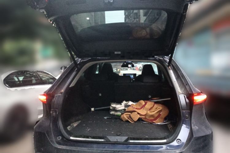 Used Toyota Harrier 2022 Dual-Engine 2.5L CVT Two-Wheel Drive Luxury Edition Trunk