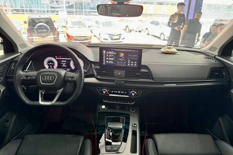 Used Audi Q5L 2022 45T Luxury Dynamic Model
