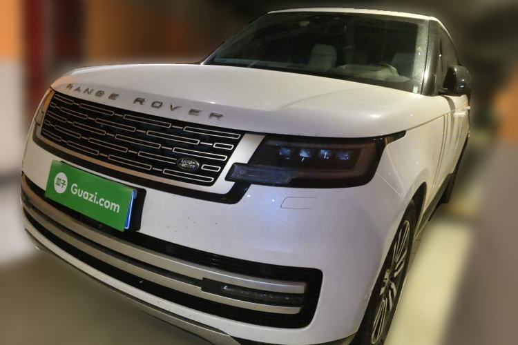 Used Land Rover Range 2023 3.0 L6 400 PS Extended Long-Wheelbase Version