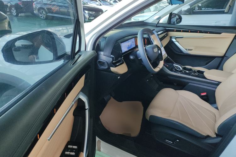 Used Geely Auto FX11 2023 2.0TD DCT Prestige Edition