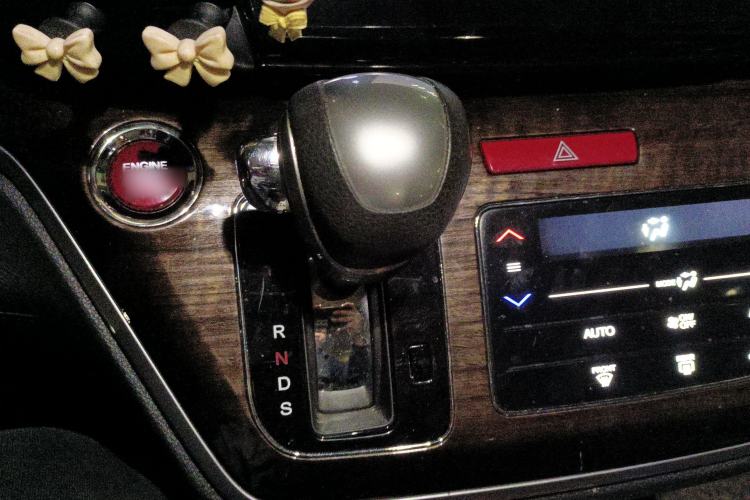 Used Honda Odyssey 2015 Updated Version 2.4L Smart Edition