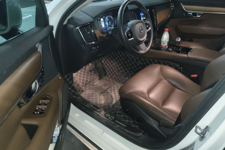 Used Volvo S90 New Energy 2020 T8 e-Drive Hybrid – Zhiyi Luxury Edition