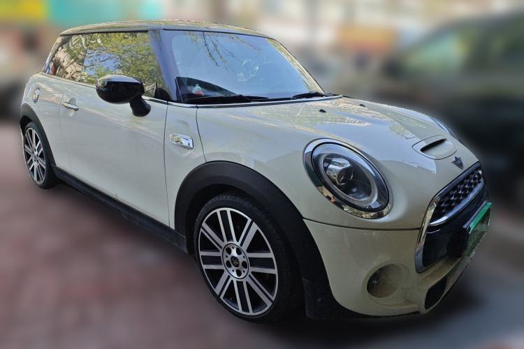 Used MINI 2019 2.0T COOPER S Artist Front Right 45 Deg