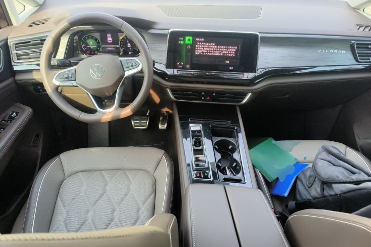 Used Volkswagen Viloran 2024 380TSI Premium Edition