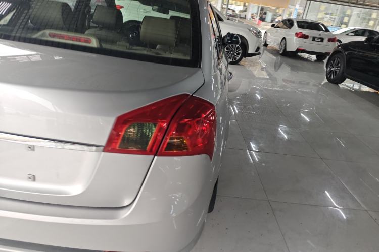 Used Buick Excelle 2015 1.5L Automatic Classic Model