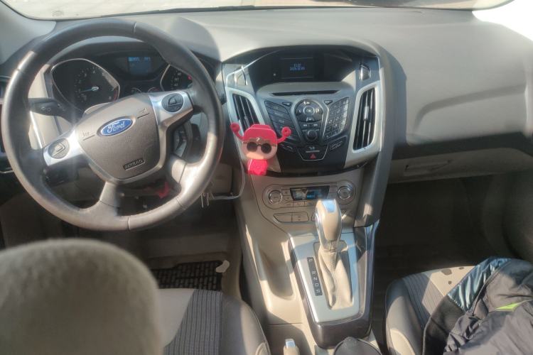 Used Ford Focus 2012 Hatchback 1.6L Automatic Fashion Edition