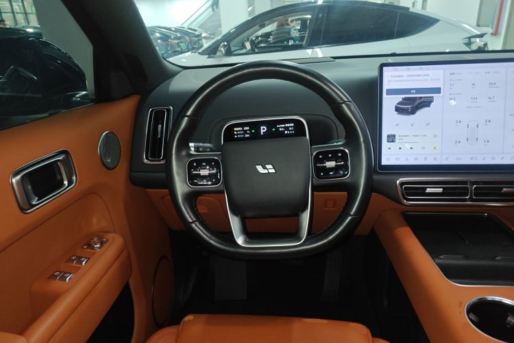 Used Li Auto L8 2023 Pro Model Steering Wheel