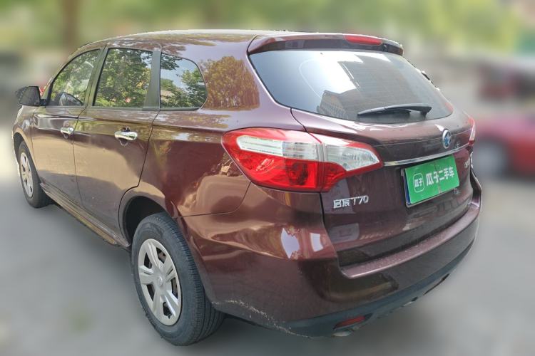 Used Venucia T70 2015 1.6L Manual Ruixing Edition
