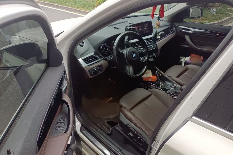 Used BMW X1 2020 sDrive20Li Premium Edition Interior 3