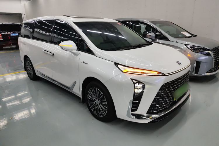 Used Buick GL8 New Energy 2024 Lu Zun Deluxe Edition 7-Seater
