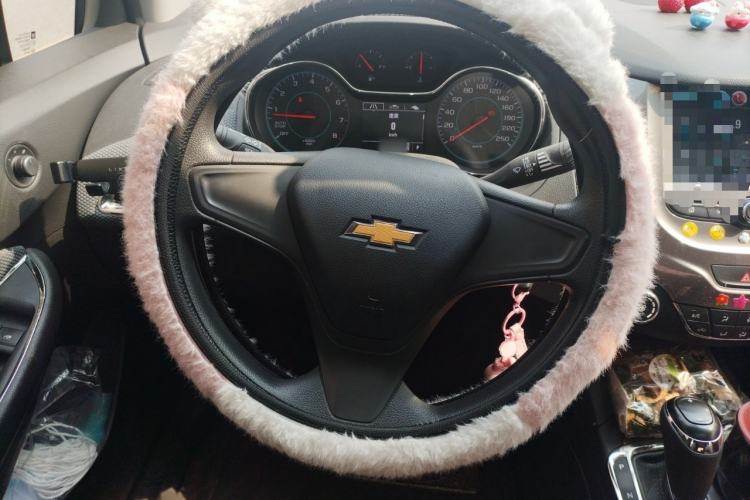 Used Chevrolet Cruze 2017 1.5L Automatic Pioneer Sunroof Edition
