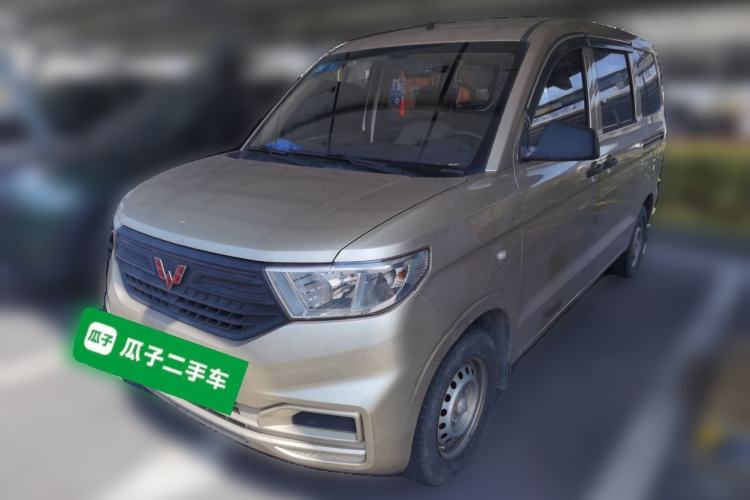 Used Wuling Hongguang V 2019 1.5L Jingqu Version China VI LAR