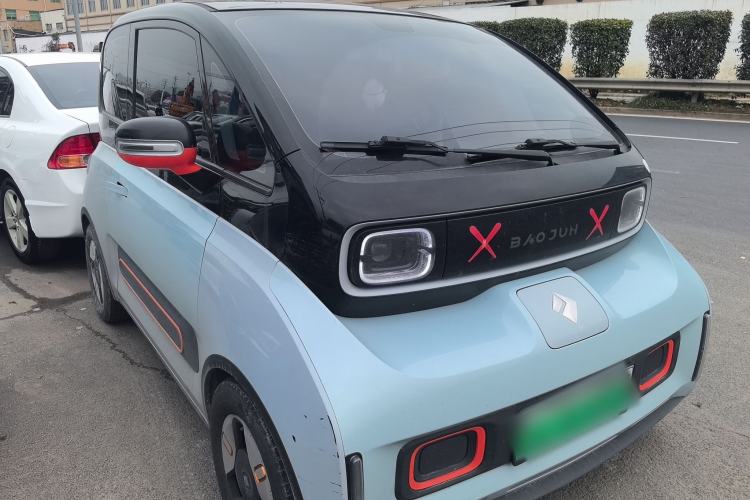 Used Baojun KiWi EV 2022 Artist Lite Edition Lithium Iron Phosphate Exterior 1