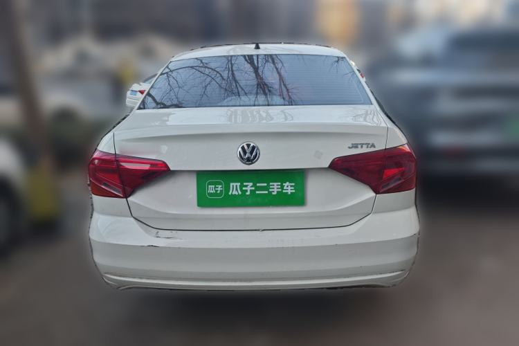 Used Volkswagen Jetta 2017 1.4L Manual Fashion Edition
