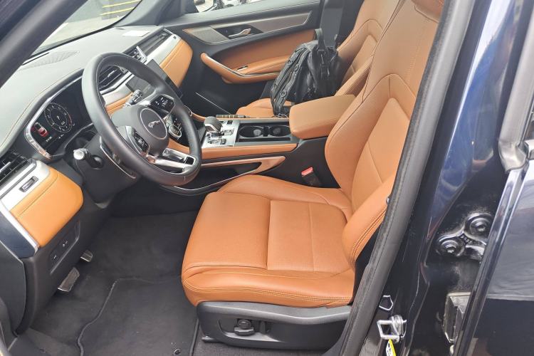 Used Jaguar F-PACE 2024 P250 R-Dynamic SE
