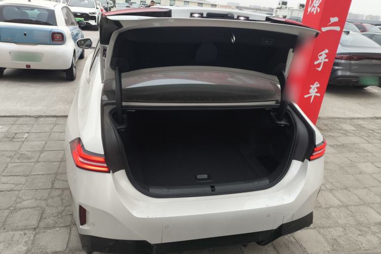 Used BMW i5 2025 eDrive 35L M Sport Package