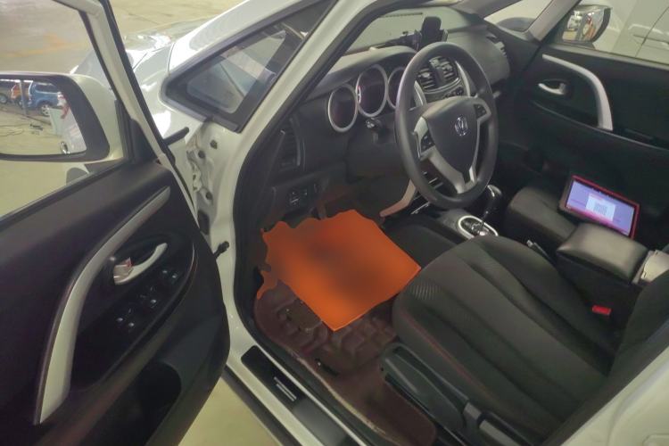 Used CHANGAN CX20 2014 1.4L IMT Sunroof Navigation Version China V Standard
