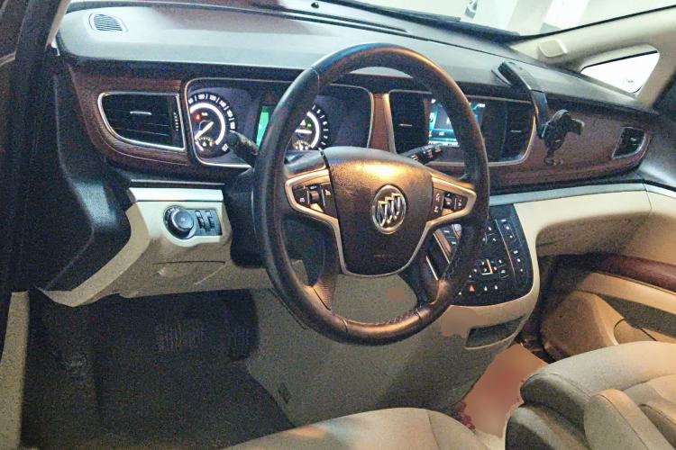 Used Buick GL8 2018 28T Luxury Model China VI Standard