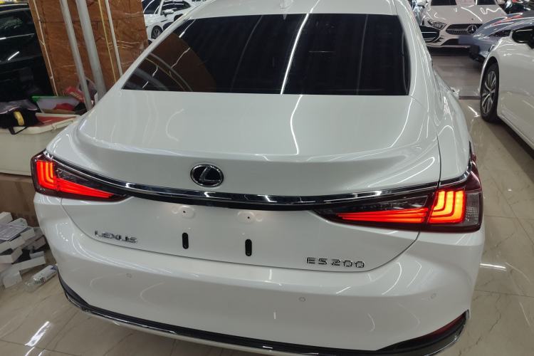 Used Lexus ES 2020 200 Excellence Edition