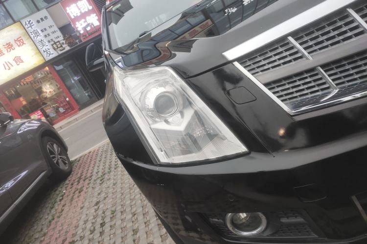 Used Cadillac SRX 2010 3.0L Flagship Edition Right Front Headlight