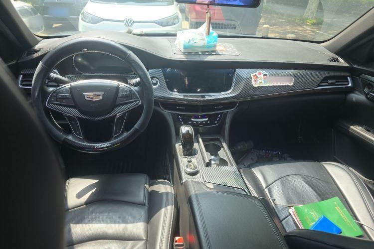 Used Cadillac CT6 2019 28T Luxury Model Center Console