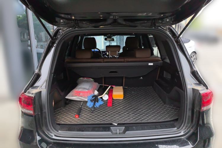 Used Mercedes-Benz GLB 2022 Second Facelift GLB 200 Dynamic Edition Trunk